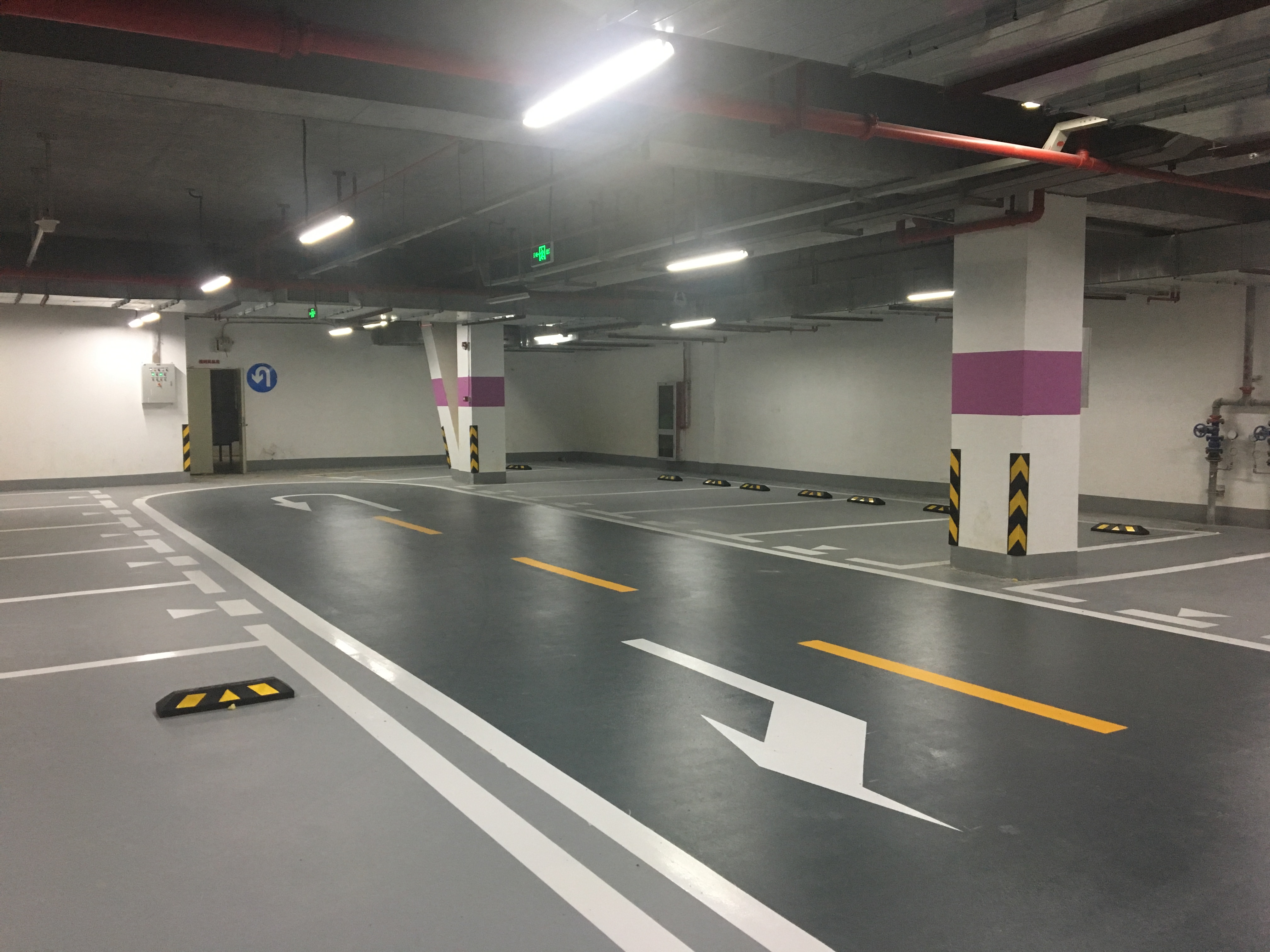 停车场地坪漆施工要领及验收标准